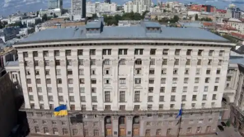 За що відповідають нові заступники Кличка. Бліц-інтерв'ю з Геннадієм Плісом, Олександром Спасибком і Миколою Поворозником