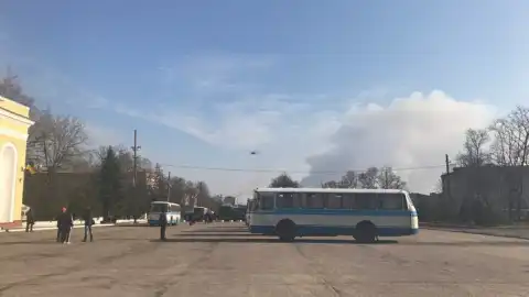 Населения в 5-километровой зоне хотят эвакуировать. Фото: facebook.com/Володимир Ломов