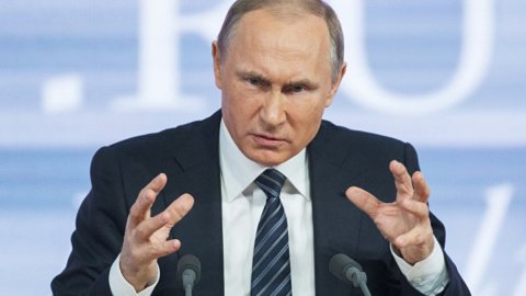 Путин пообещал наказать всех участников антикоррупционных митингов. Фото: inosmi.ru