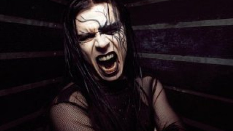 Гітариста Cradle of Filth  поранили прямо на сцені