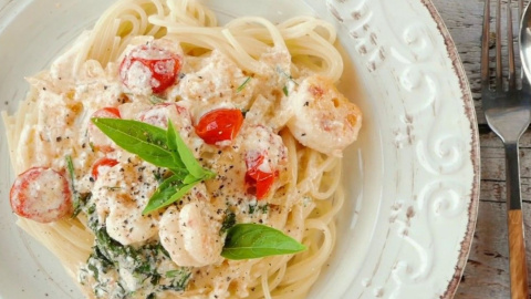 Паста с креветками. Фото: 1000.menu