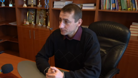 Павло Навальний, родич Олексія Навального з Нового Залісся. Скріншот: youtube / BBC News Україна