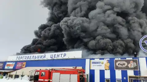 Пожар в "Эпицентре". Фото: ГосЧС
