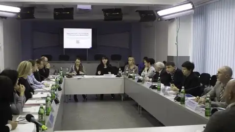  Круглий стіл: "Економіка розвитку: пошук балансу в податковій сфері"