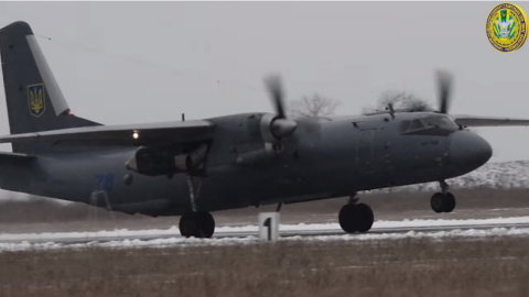 Тренувальні польоти Ан-26. Скриншот відео