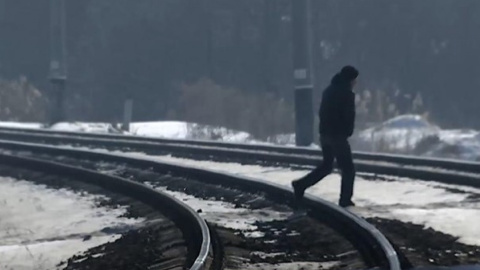 У Рівному на залізничних коліях зловили підлітка, що виконує завдання з "груп смерті"