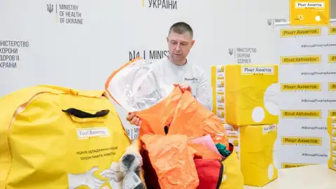 За рік Рінат Ахметов надав для протидії COVID-19 в Україні допомоги більше ніж на 300 млн грн