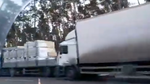 На Бориспільській трасі сталася ДТП з фурами. Утворився масштабний затор