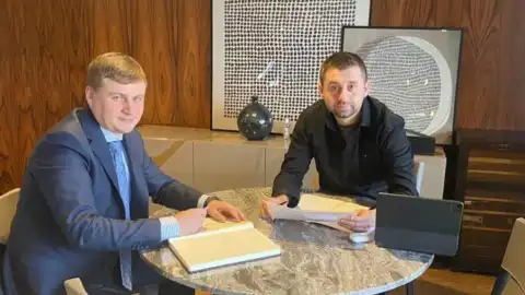 Олексій Сальніков та Давид Арахамія. Фото: dsa.court.gov.ua