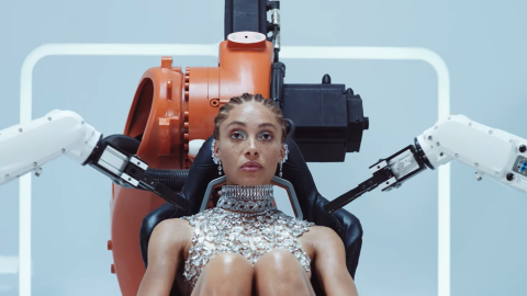 Реклама Swarovski. Скріншот: youtube/Swarovski