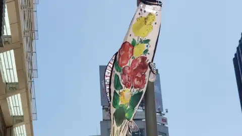 Флаг-коинобори на Фестивале флагов в Токио. Фото: tokyo-midtown.com