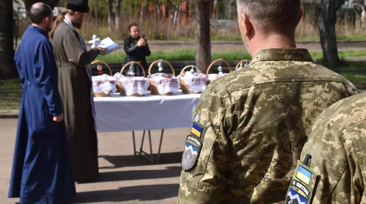 Как прошла Пасха в зоне ООС. Фото: Facebook/Операція об'єднаних сил Как прошла Пасха в зоне ООС. Фото: Facebook/Операція об'єднаних сил