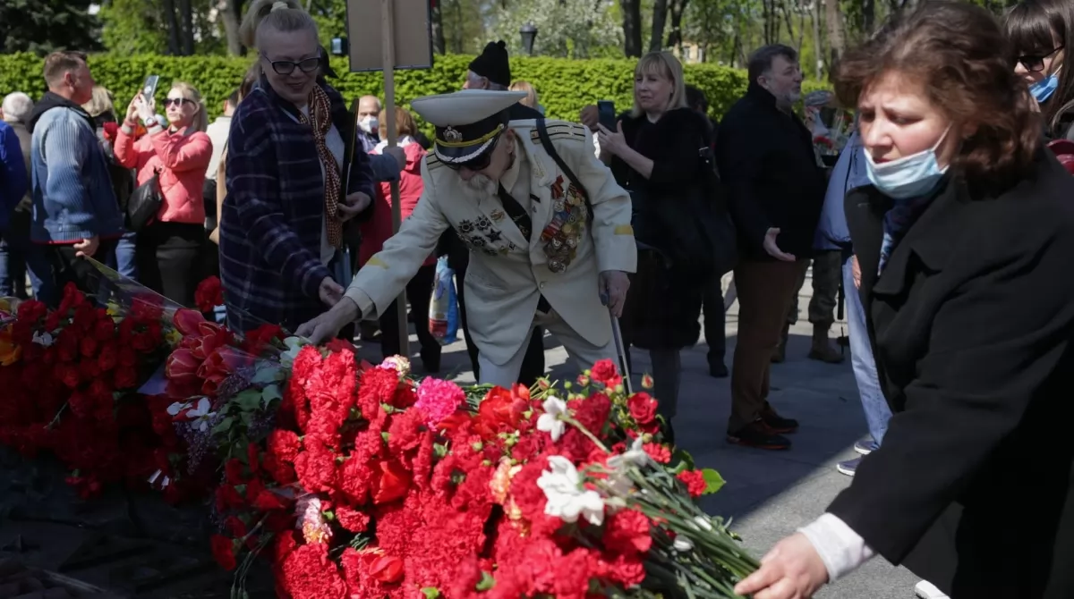 Возложение цветов. Фото: Анастасия Власова/hromadske Возложение цветов. Фото: Анастасия Власова/hromadske