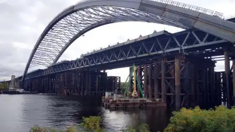 Подольский мостовой переход в Киеве. Фото из открытых источников