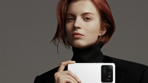 Смартфон Xiaomi Mi 11 Ultra. Фото: mi