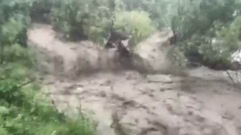 В Крыму из-за сильных ливней разрушились пять домов и затопило психдиспансер