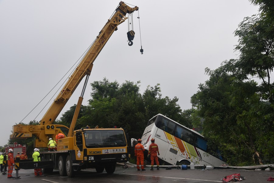 China, road accident, bus, accident, highway, PRC