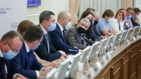 Засідання Антикризового енергетичного штабу під головуванням прем'єр-міністра Дениса Шмигаль Фото: kmu.gov.ua