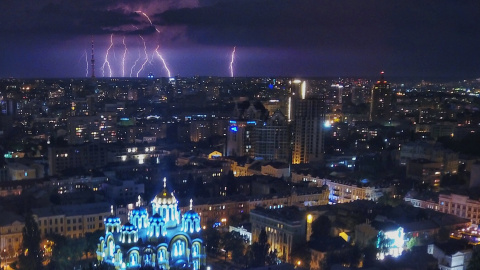 Гроза.
