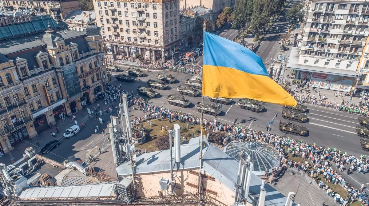 На параде собрались тысячи людей со всей Украины. Фото: Информатор