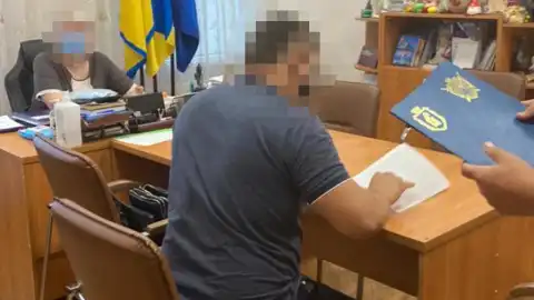 Обыски в Печерской РГА Фото: прокуратура Киева