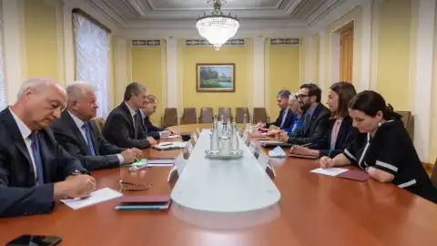Машовец проинформировал главу представительства НАТО Винникова о ситуации на Донбассе