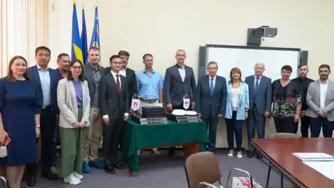 Хуавей Україна передала новітнє мережеве обладнанняКПІ ім. Ігоря Сікорського для освітніх цілей і наукових досліджень