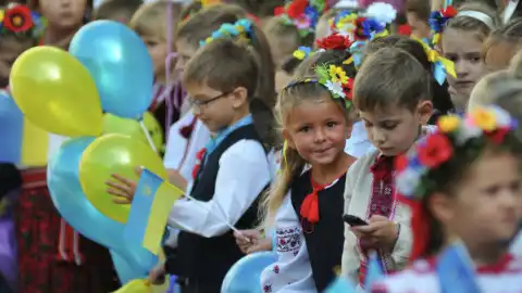 Школьники. Фото: Униан