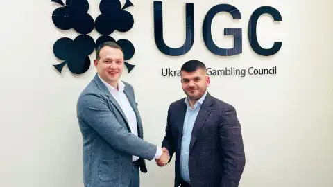 Сергій Романенко та Антон Кучухідзе. Фото: uagc.org.ua