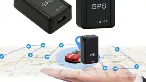 GPS-трекеры Фото: bycars