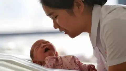China's first heart-lung transplant recipient gives birth to baby girl. Photo by Xinhua.