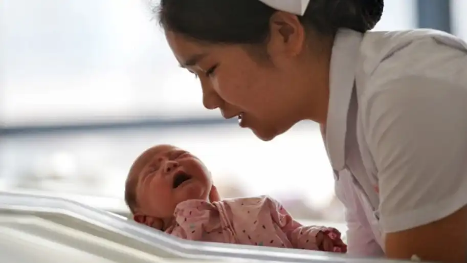 China's first heart-lung transplant recipient gives birth to baby girl. Photo by Xinhua.