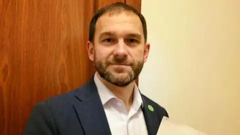 Депутат Верховной Рады Роман Каптелов ("Слуга народа"). фото: Информатор Деньги