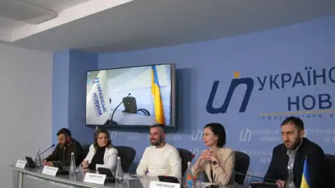 "Ті політичні партії, які не будуть поглиблювати діджиталізацію, ризикують вимерти як динозаври!", - політолог Кучер