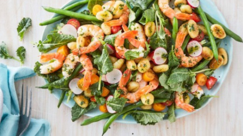 Салат с морепродуктами. Фото: taste.com.au