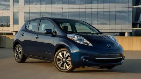 Електромобіль Nissan LEAF. Фото: Ecotechnica.com.ua