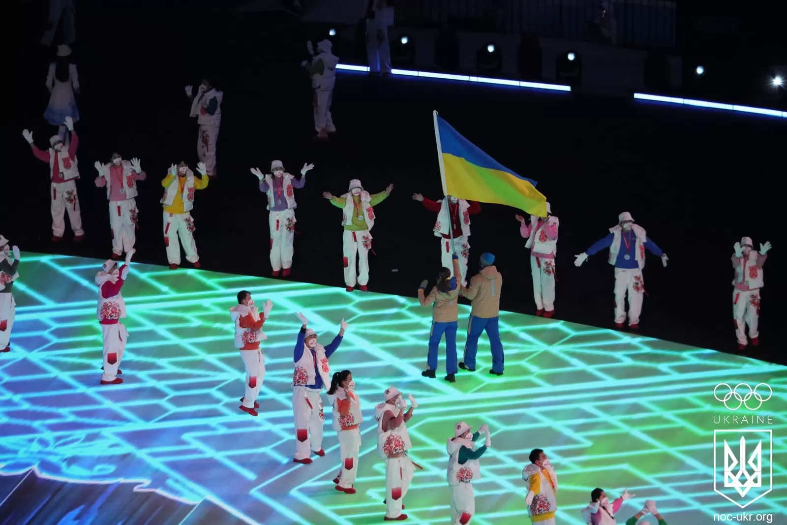 Украинские спортсмены на открытии Олимпиады-2022. Фото: Facebook/НОК України та олімпійська команда Украинские спортсмены на открытии Олимпиады-2022. Фото: Facebook/НОК України та олімпійська команда