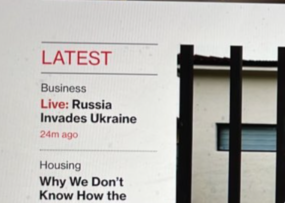 На главной странице агентства заголовок о вторжении РФ в Украине находился около получаса. Фото: Твиттер/@OlgaNYC1211