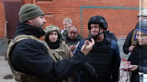 Народные депутаты в зоне проведения ООС. Фото: Telegram / Юлія Палійчук