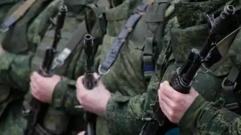Боевики. Фото: ЛИЦ