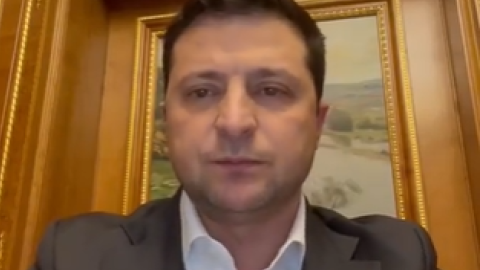 В Україні буде введено воєнний стан, – Зеленський звернувся до українців та закликав залишатися вдома