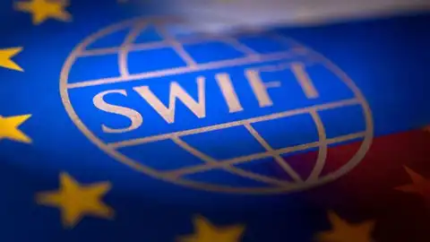 В Евросоюзе согласовали решение об отключении 7 российских банков от SWIFT, – Bloomberg