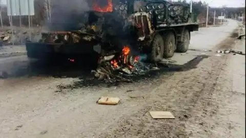 Сгоревшая техника оккупантов. Фото: facebook.com/UkrainianLandForces