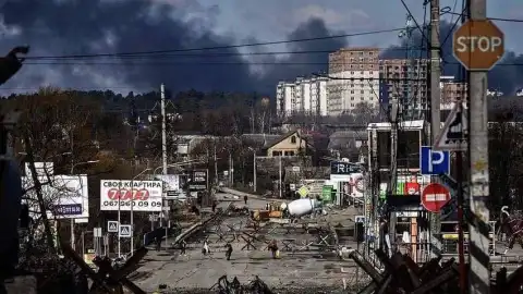 Волонтеры призвали сограждан присоединяться к помощи выжившим в освобожденном Ирпене