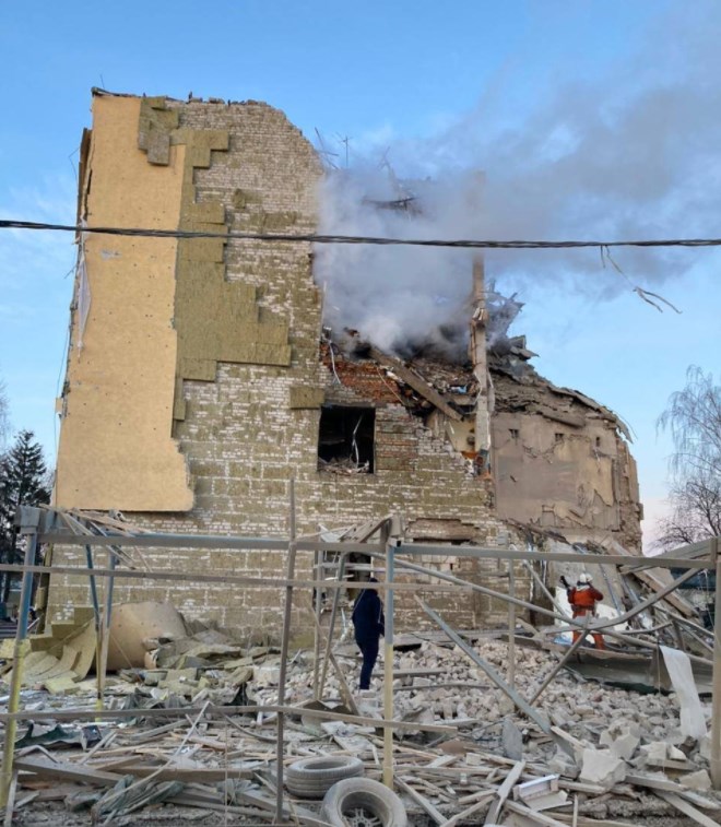 Наслідки ракетного удару по Бердичеву. Фото: facebook/