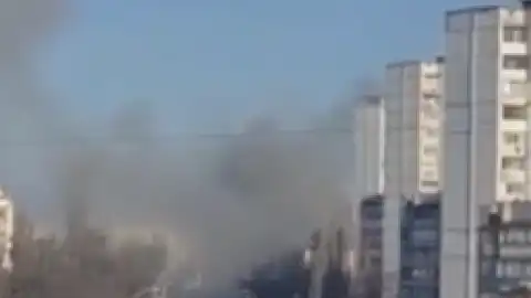 Оккупанты обстреляли жилой квартал в Подольском районе Киева. Количество пострадавших пока неизвестно