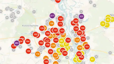 Загрязнение воздуха в Киеве по районам. Данные: SаveEcoBot 