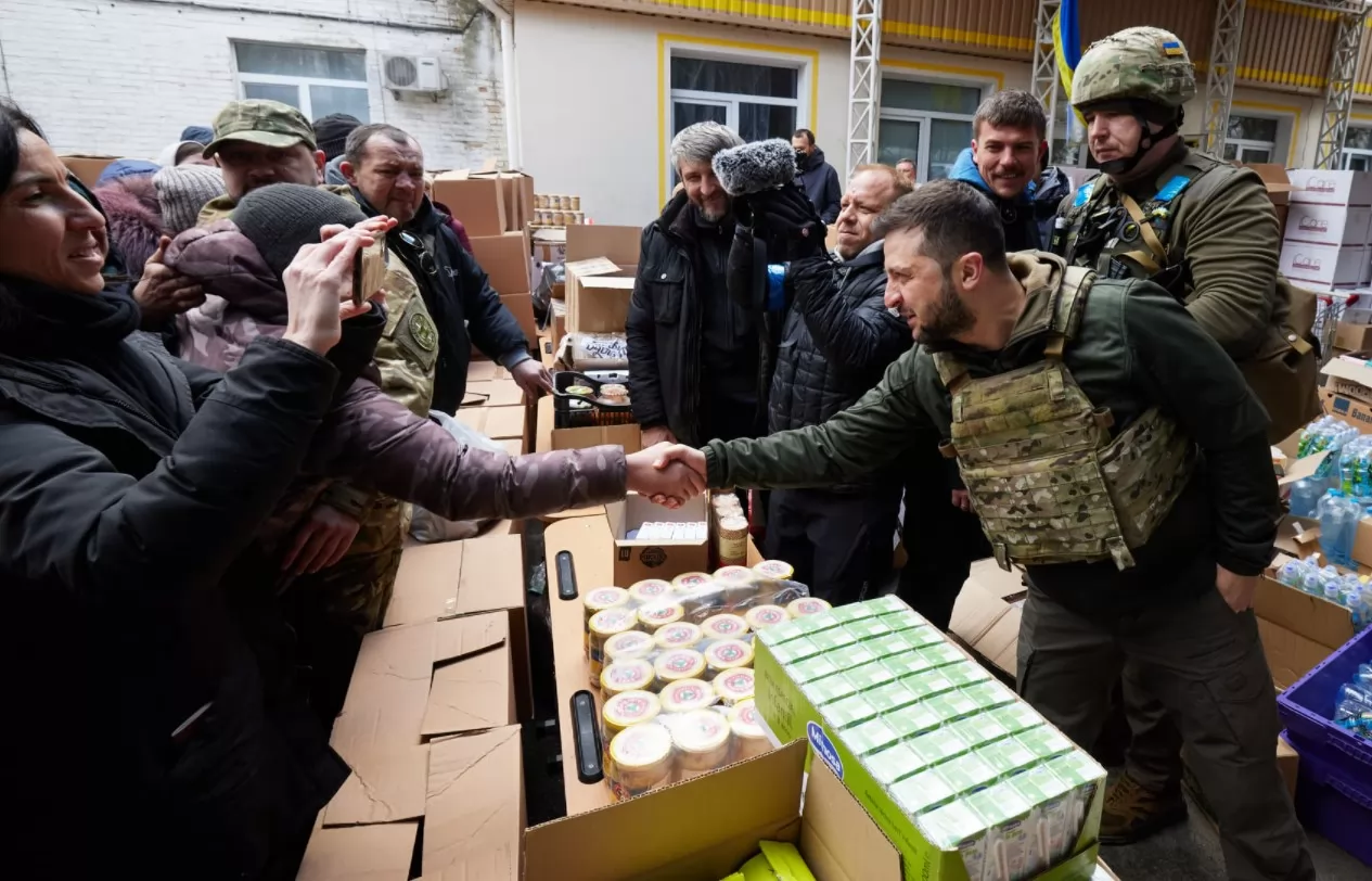 Владимир Зеленский в Буче. Фото: facebook/zelenskiy.official Владимир Зеленский в Буче. Фото: facebook/zelenskiy.official