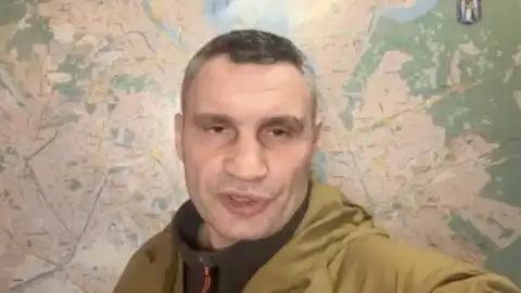 Коммунальные службы начали благоустройство города, - Кличко рассказал о возвращении столицы к жизни