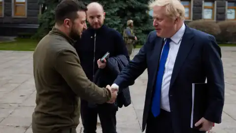 Борис Джонсон и Зеленский в Киеве. Фото: Твиттер/Борис Джонсон